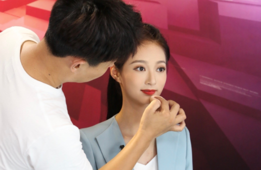 “中传学霸”校花冯琳，被复旦大学保研，复试成绩单已出炉