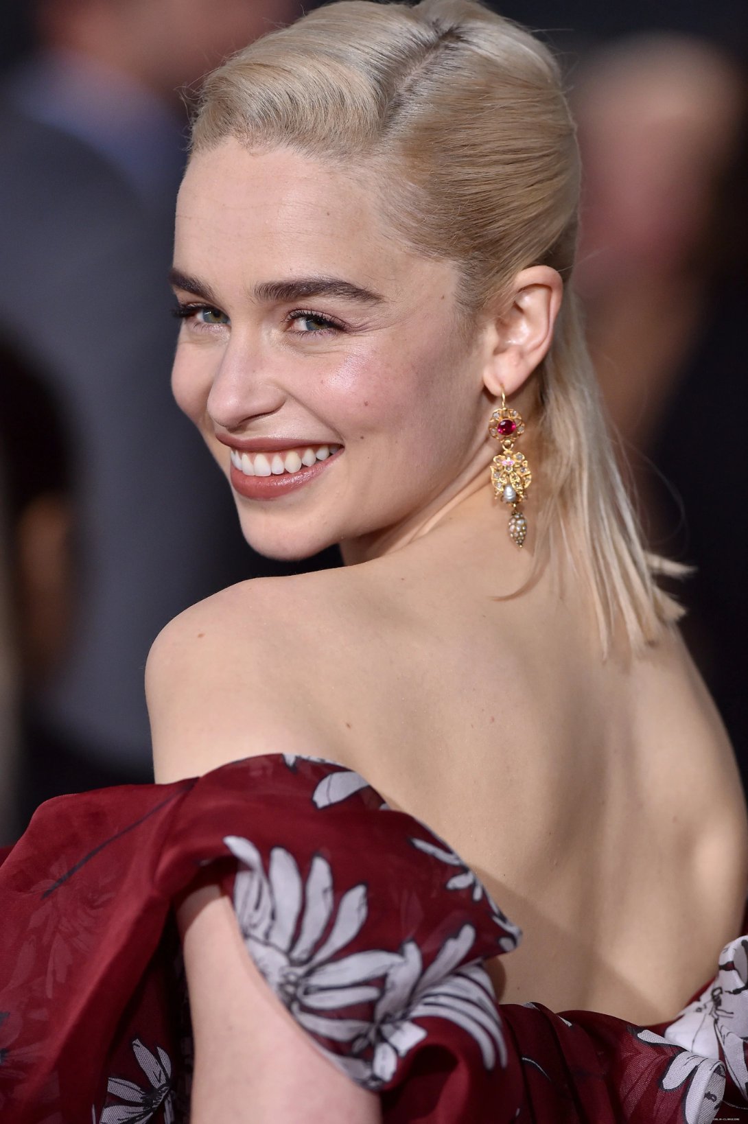 「收藏神颜」"龙妈"艾米莉亚·克拉克(emilia clarke)