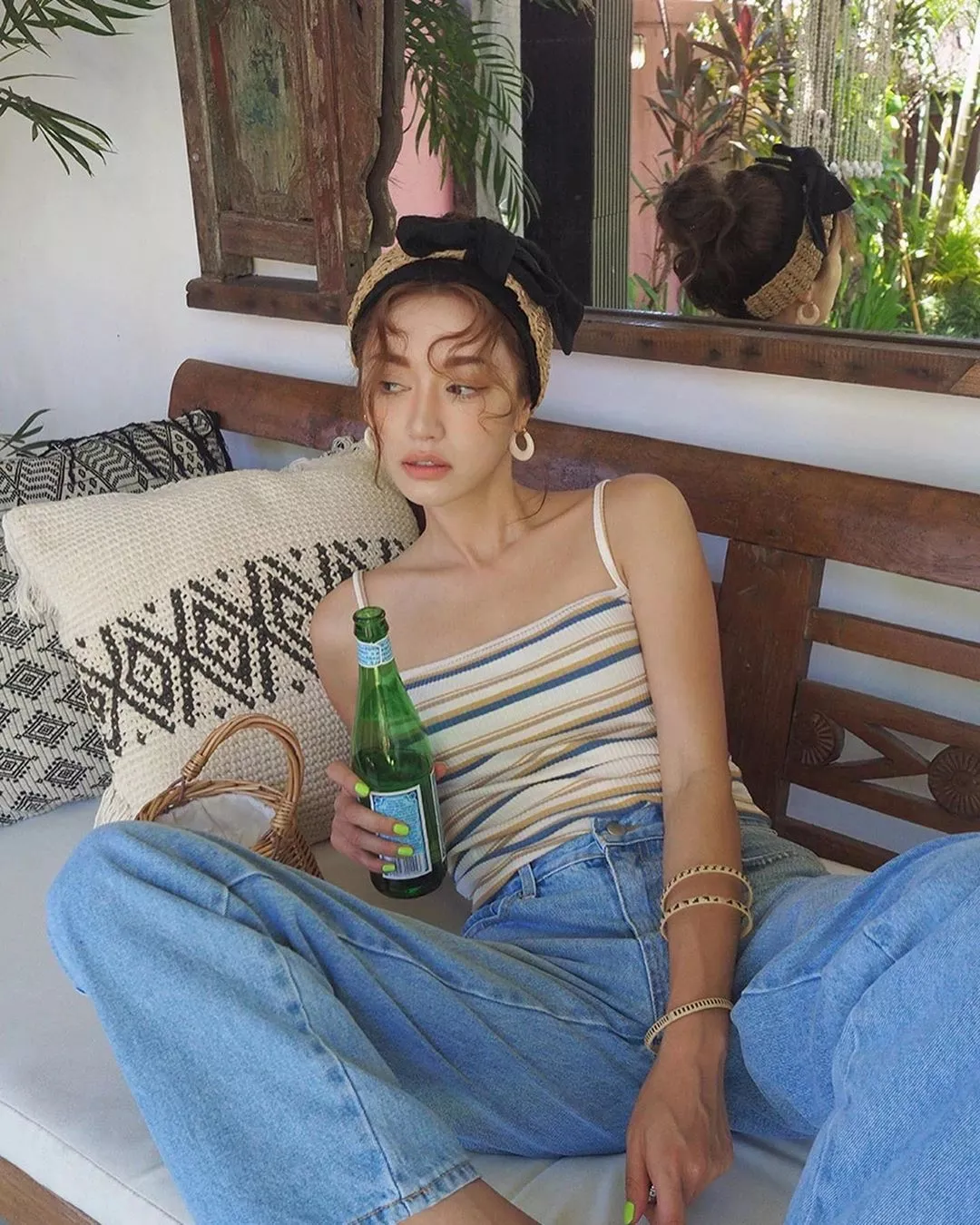被杭州街拍小姐姐惊艳了！穿衣“短一截”时髦有女人味，够高级