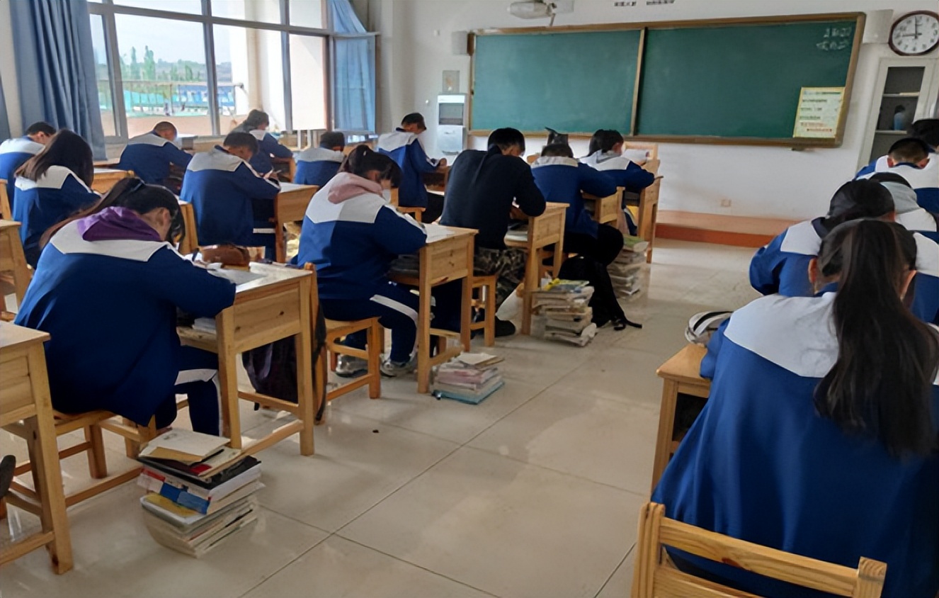 2022考生有福了，资深班主任表示，想考高考600分应该怎么努力？