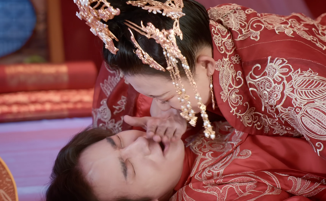 好家伙！《我叫刘金凤》开播就差评一片，观众差评理由出奇一致