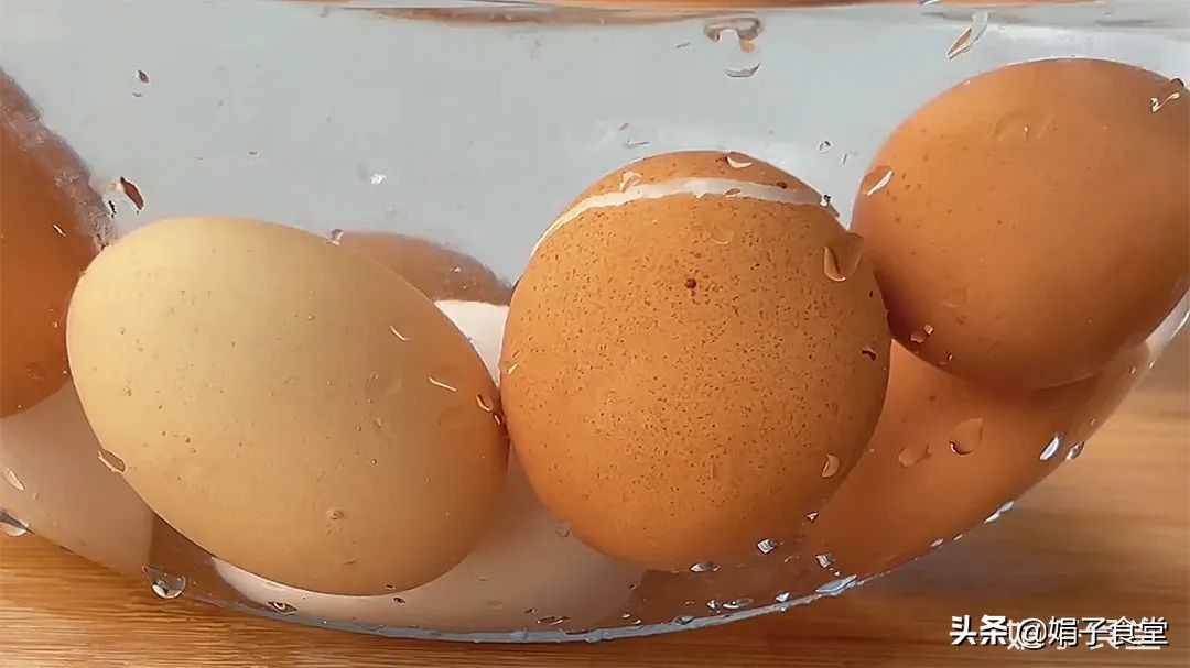 卤蛋怎么做（卤鸡蛋这样做太好吃了鲜香入味做法简单）