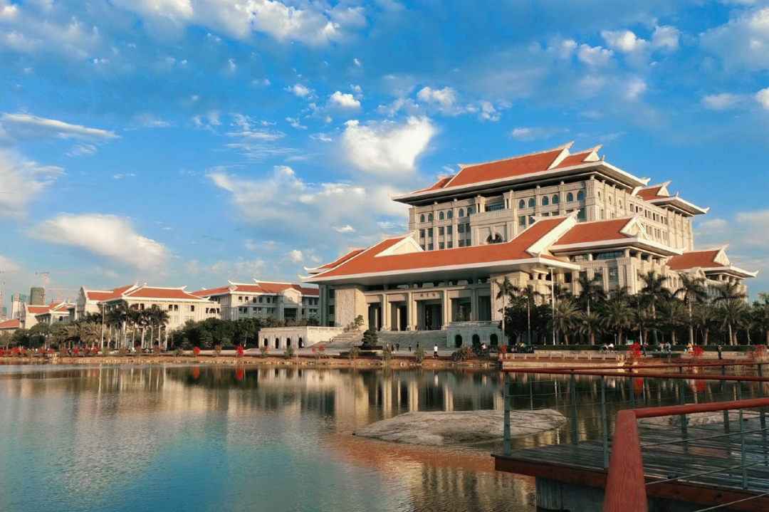 厦门大学「厦门大学马来西亚分校」_友友