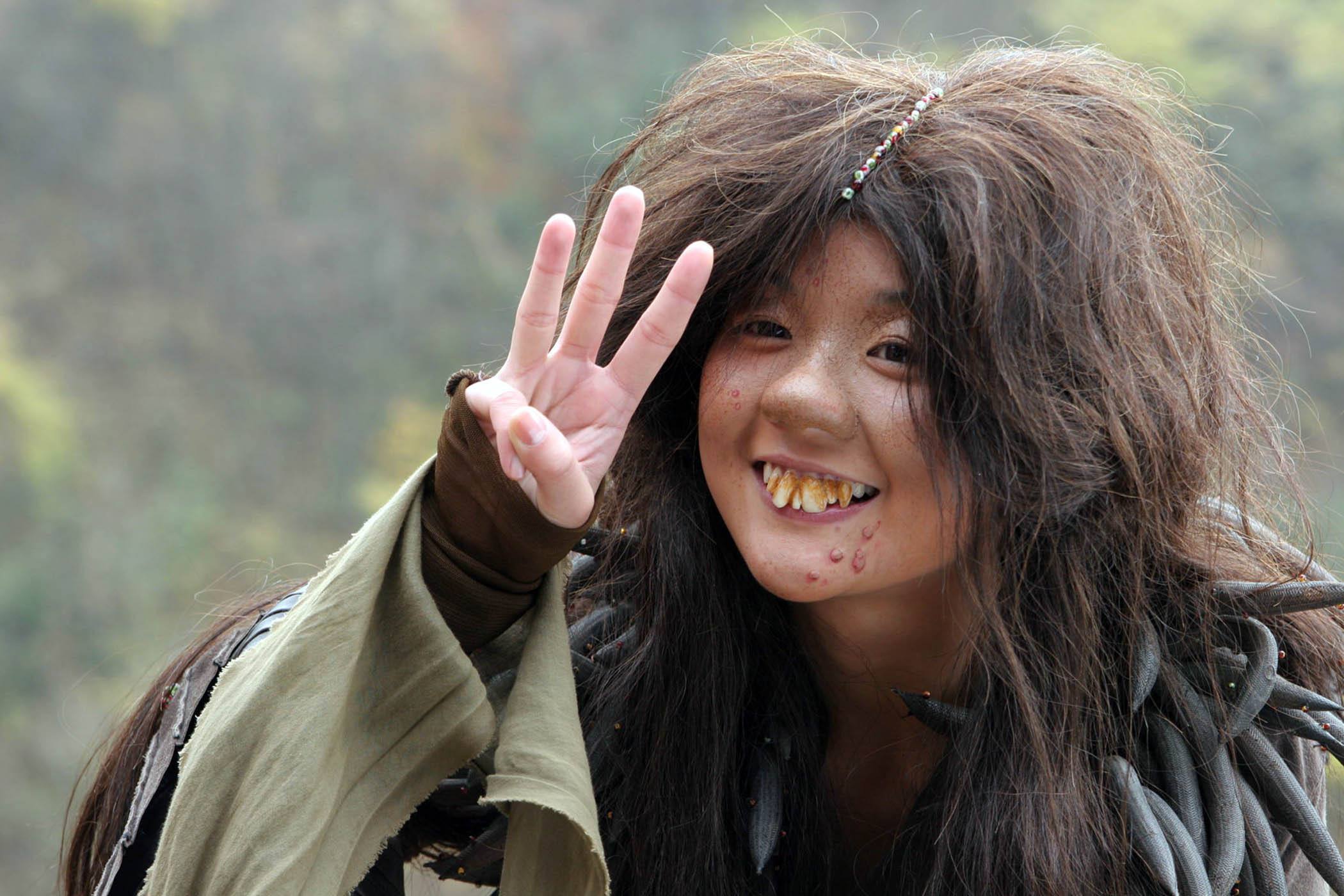 世界上最丑的人 十大丑男照片-千百号