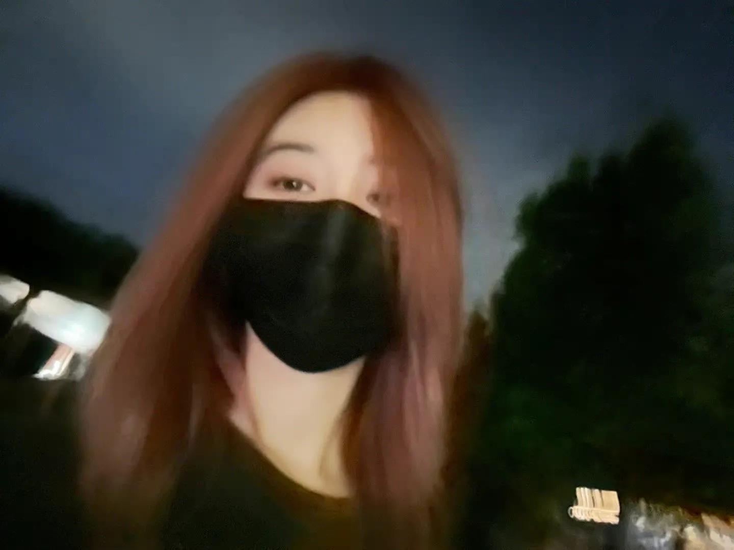 新发型的徐艺洋