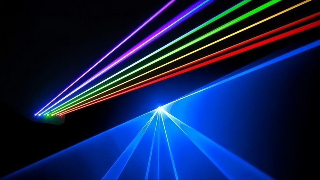 CCD视觉定位+紫外激光成就博特高清打标机