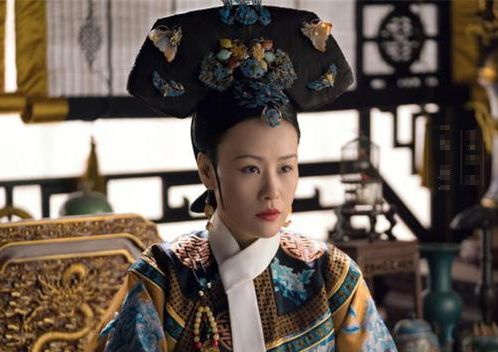 9位“妈妈专业户”：天生一张养尊处优脸，自带贵气，演不了穷人