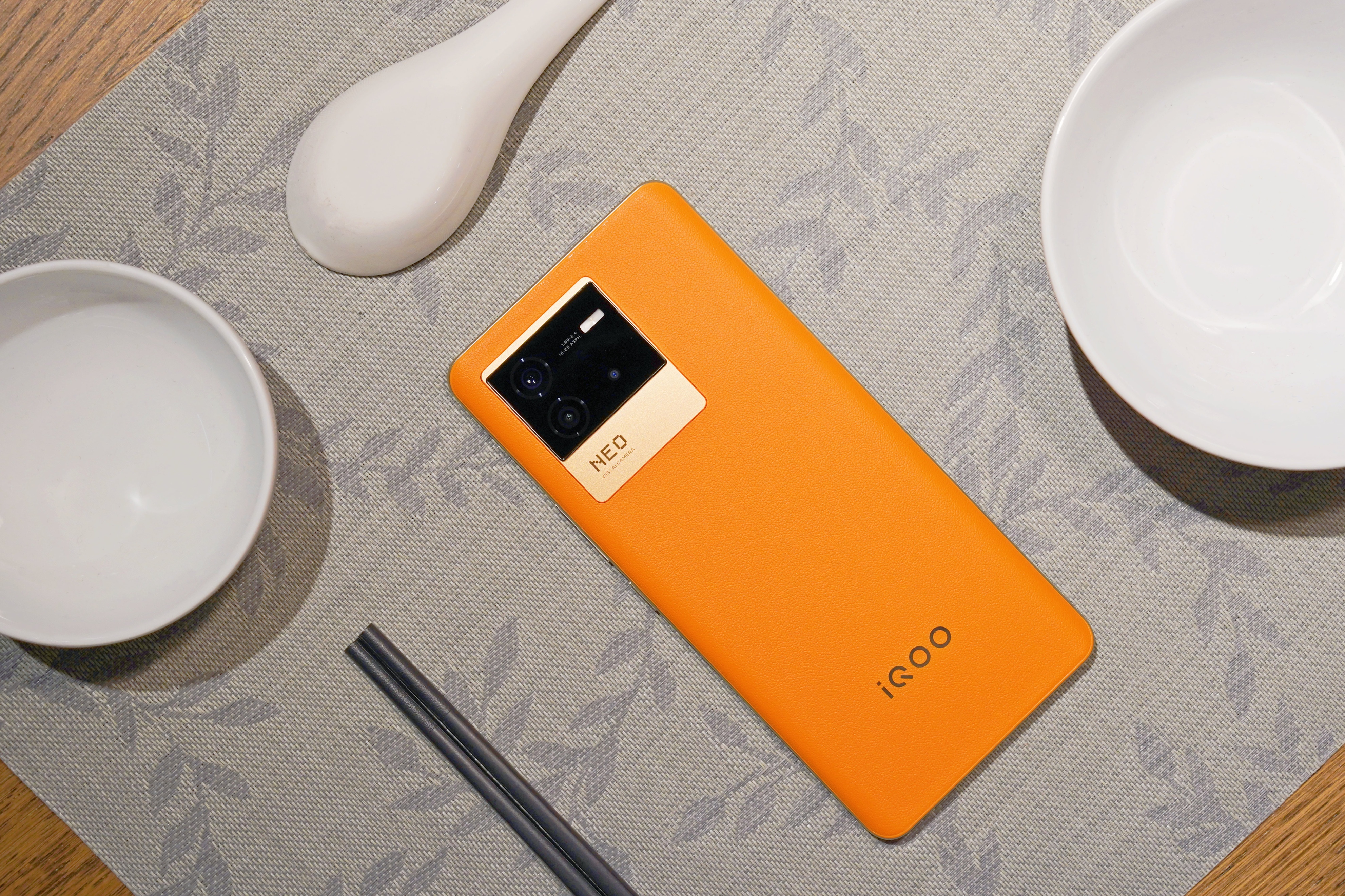 使用iQOO Neo6玩游戏之后，我的购买建议是
