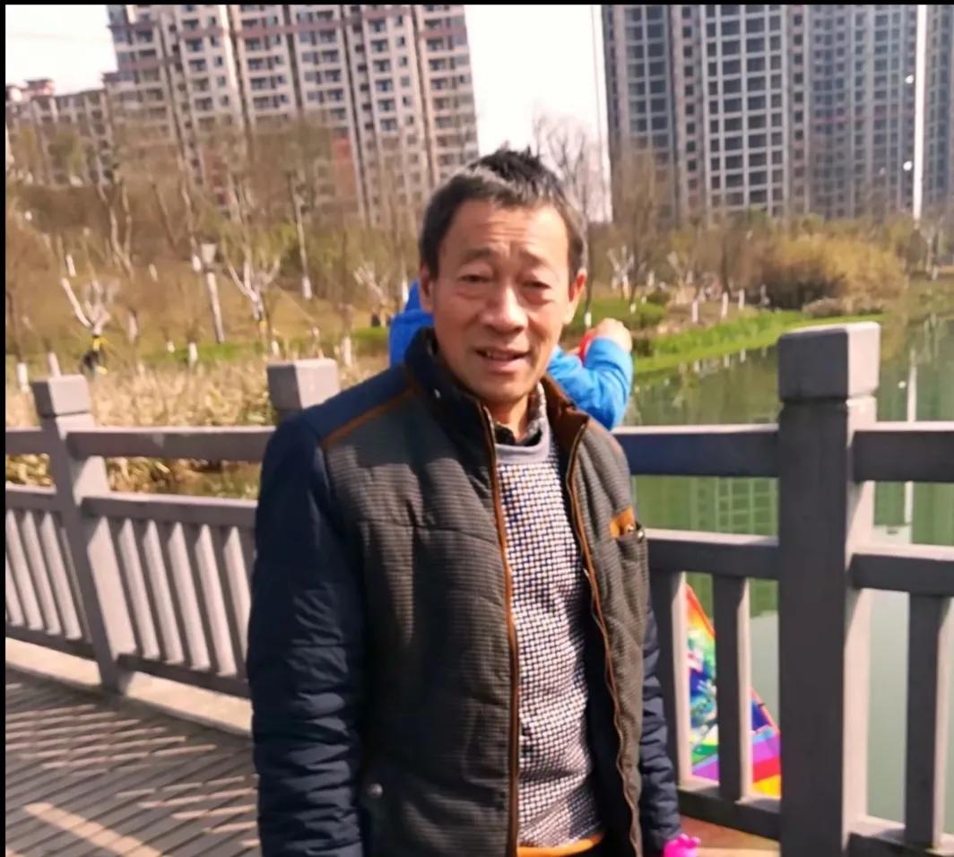 过年应该送给父母什么礼物（新年给父母送什么礼物呢）