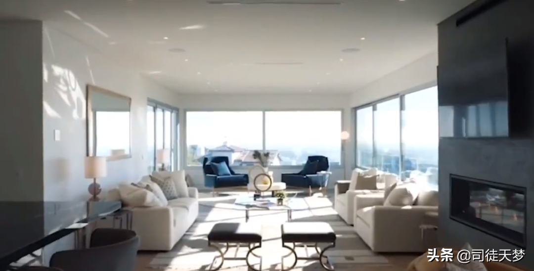 被盗失火，港星的豪宅比他们的花边还好看