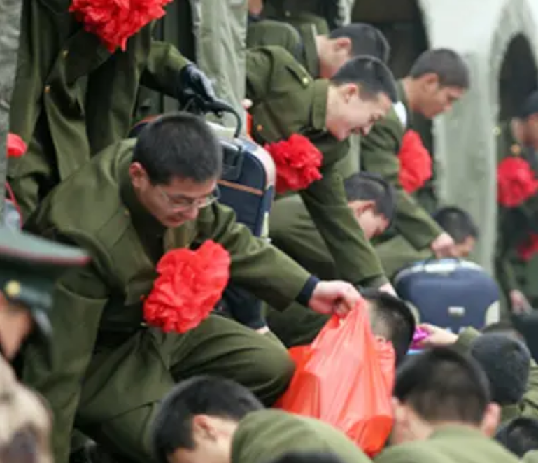 ��������ʵ����ȶԱȣ����ԷƱ��������Ƿ���������