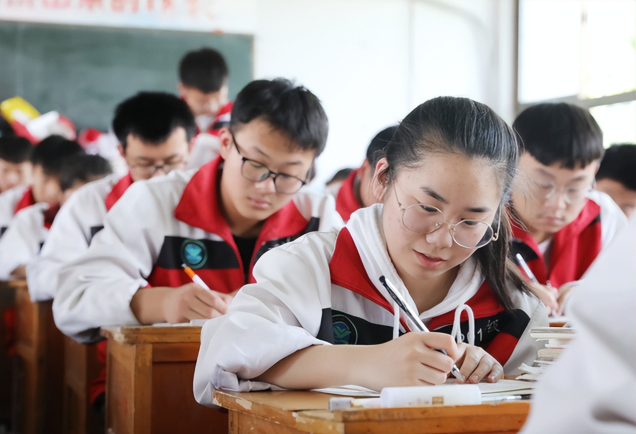 2022高考时间公布，还是“熟悉的配方”，“新高考”却略有变化