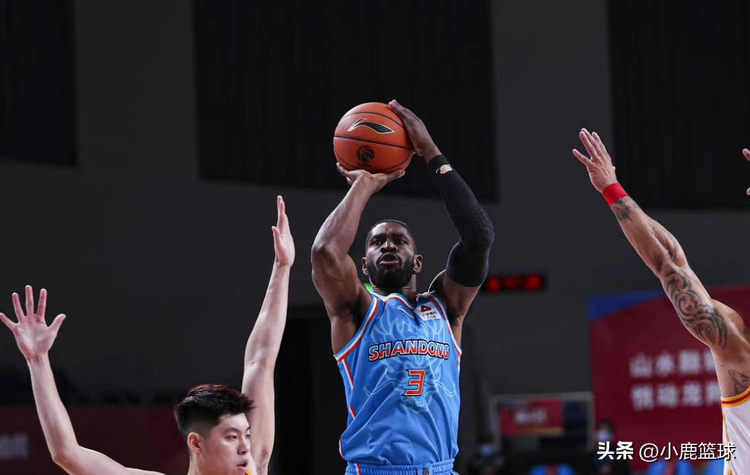 山东男篮外援最新消息（正式官宣！山东男篮裁掉水货外援，41+6超外被激活，王晗保八争四）