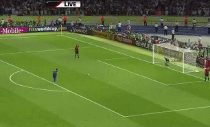 马特拉齐世界杯决赛进球（世界杯的神人36：2006年意大利的马特拉齐）