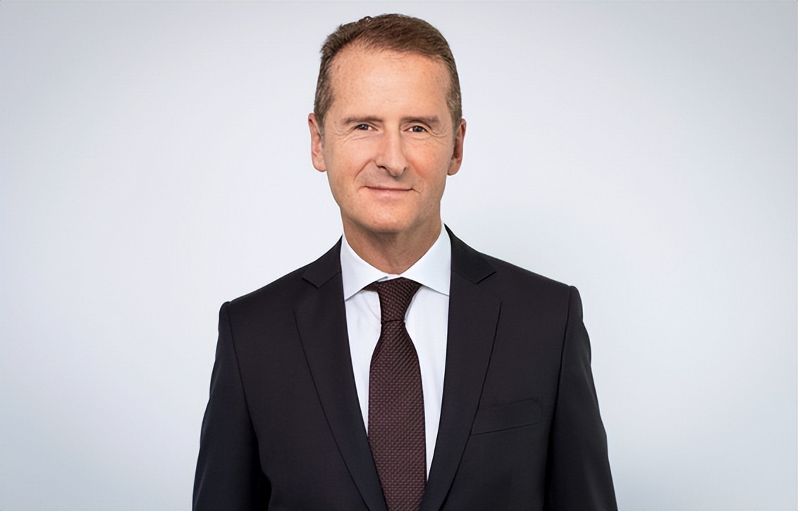 ��ý���¹�32�����״γ���ó�����������ڽ����Ի��ѹ�