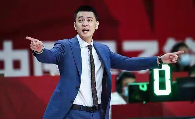 后卫为什么进nba打球(您细品一下，为什么篮球名帅多是后卫出身呢？)