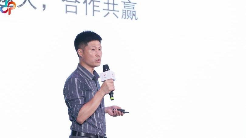 麒麟遨天，鲲鹏展翅｜鲲鹏开发者峰会2022-麒麟软件专场成功举行