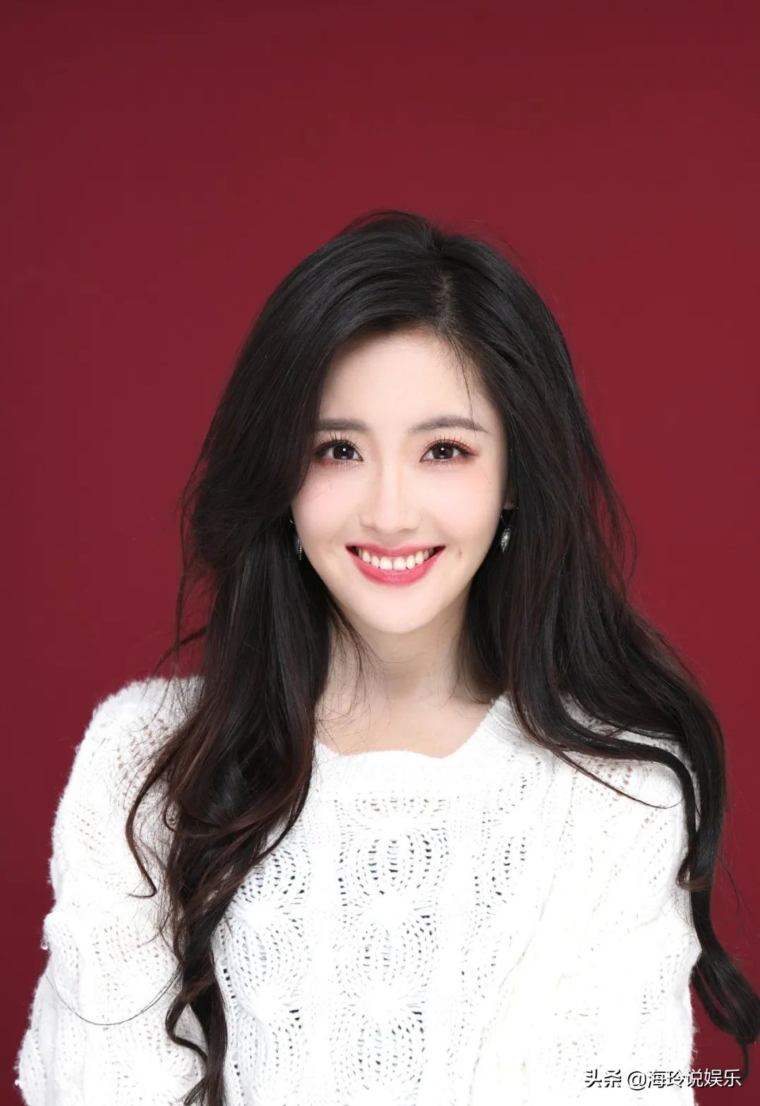 王艺瑾，笑容甜美可人的“甜美系”女神