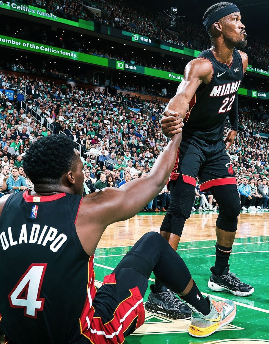 nba2022季后賽（球迷厭倦了毫無懸念的NBA季后賽，2022屆季后賽從未出現(xiàn)過加時(shí)）