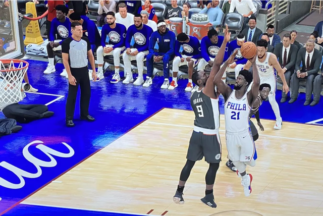 nba2k22为什么要重新打（复杂化等于进步还是退步？《NBA 2K22》的这些改变，你能接受吗？）