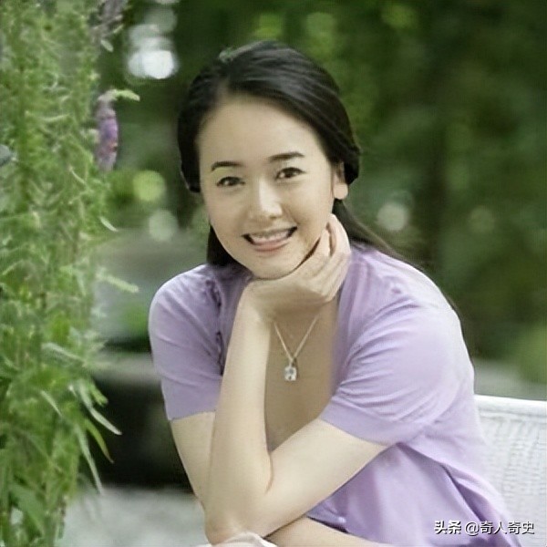 被誉为中国式完美女人，陈道明唯一绯闻对象，她演蛇蝎美人太吸睛