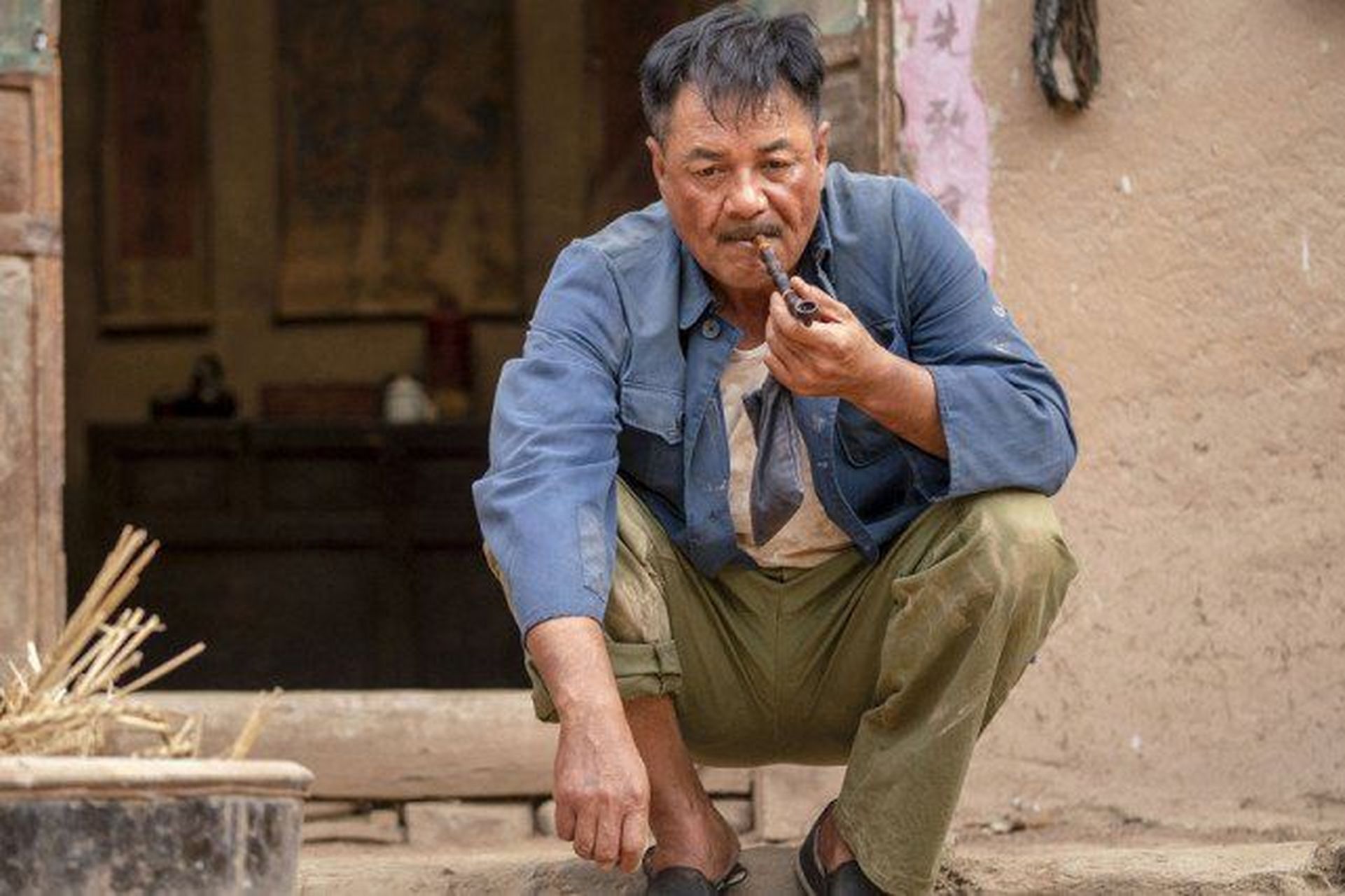 挚爱许晴剧组盯梢,却还是被王志文钻了空子,尤勇智的