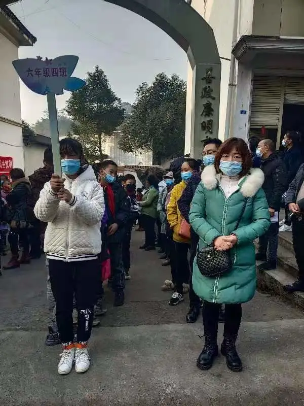 四川天府新区永兴小学——防疫有态度，接种有温度