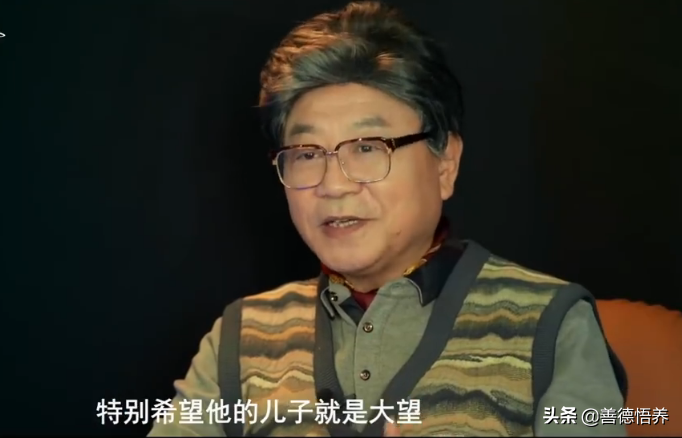 《外太空的莫扎特》里面的演员自带喜感。范伟、黄渤、贾冰、姚晨