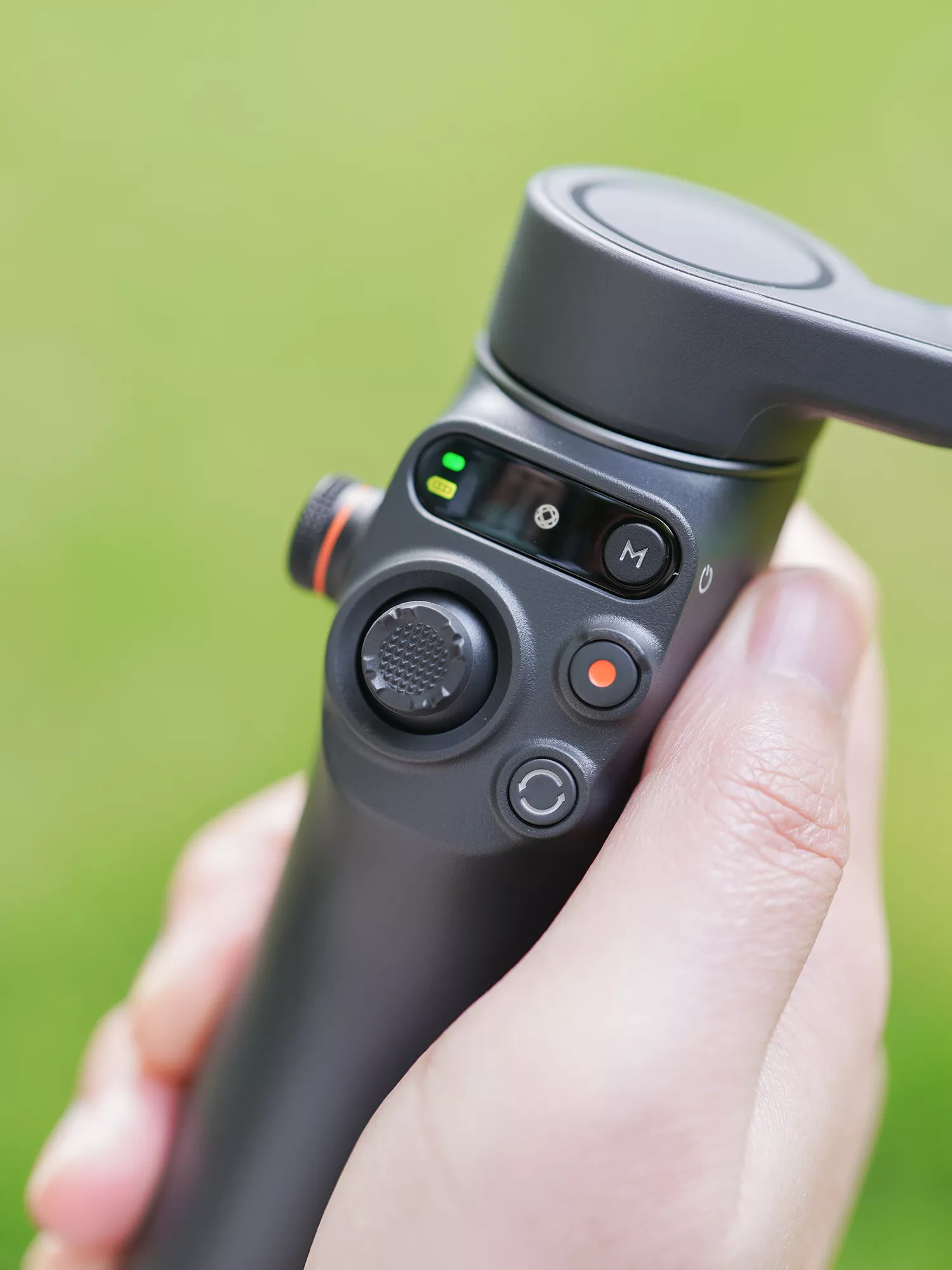 手机稳定器巅峰之作,大疆osmo mobile 6到底有哪些升级?
