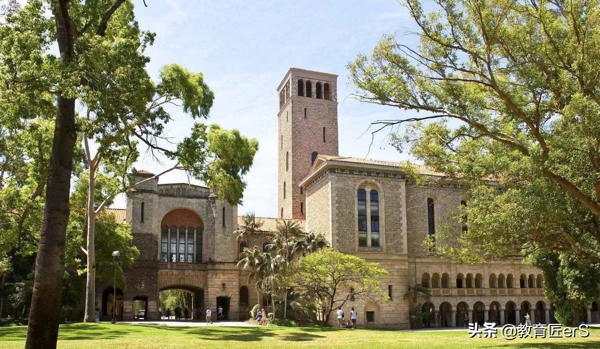 全上涨！澳大利亚大学集体上调学费，最高上浮超过13%