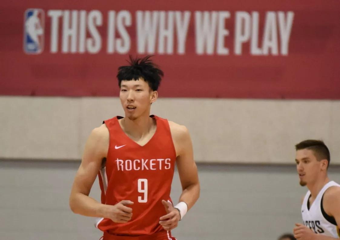 中国球员有哪些参加nba选秀（中国男篮NBA选秀史，8名球员被选中，姚明独一档，谁会是第9个？）