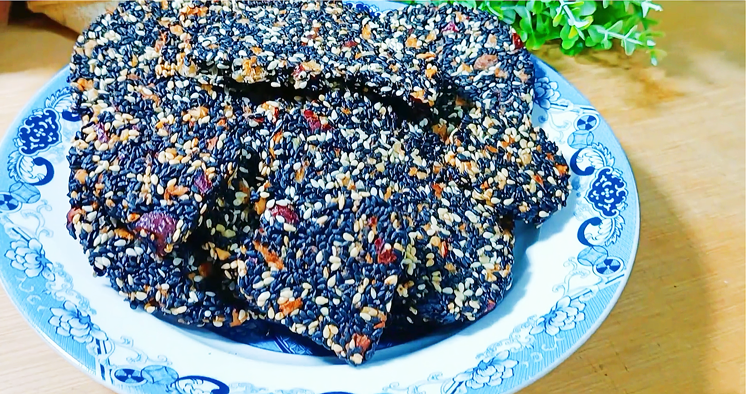 管不住嘴总想吃东西，推荐9种不胖不饿的小零食，满足食欲又减肥
