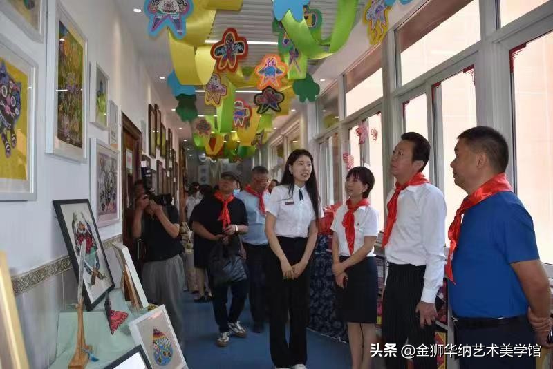 曲江第九小学校园美术馆开馆暨高雅艺术进校园活动顺利举行