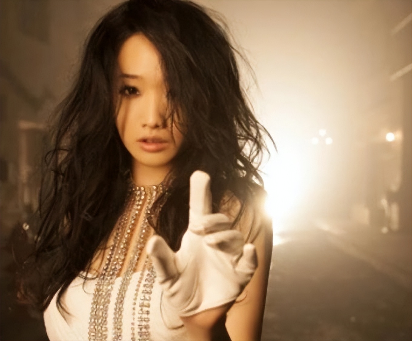 40岁朱俐靜因癌症离世，家人发布讣告，全家正处于悲伤情绪中