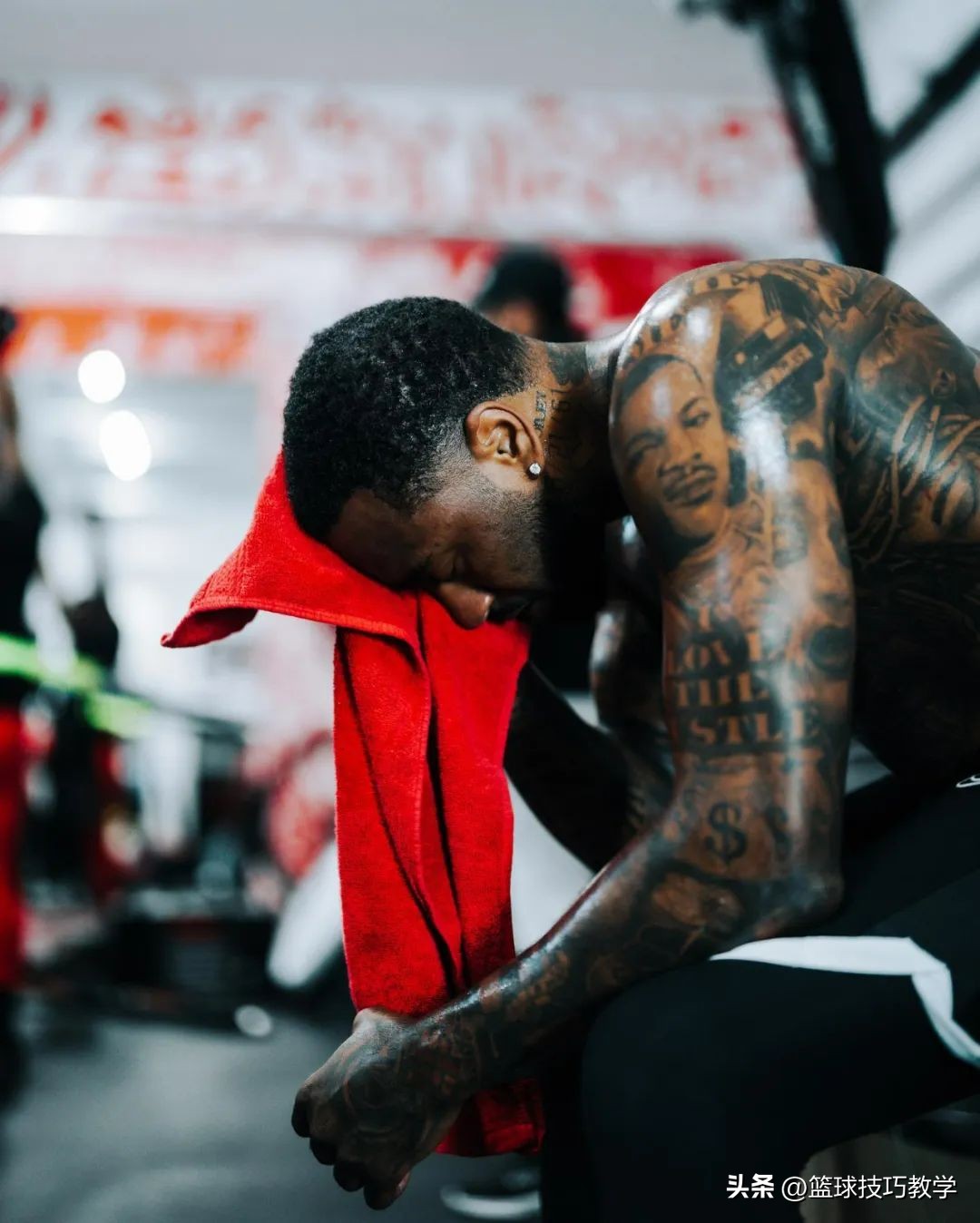 nba有哪些人的跟腱断裂过（拿着1.7亿的薪资，沃尔却因为跟腱断裂和家人去世，曾想过自杀）