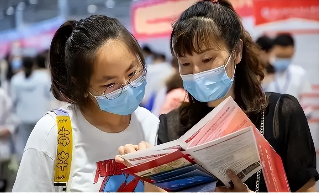 性价比超高的3所985，录取分数不算高，但就业优势却很明显