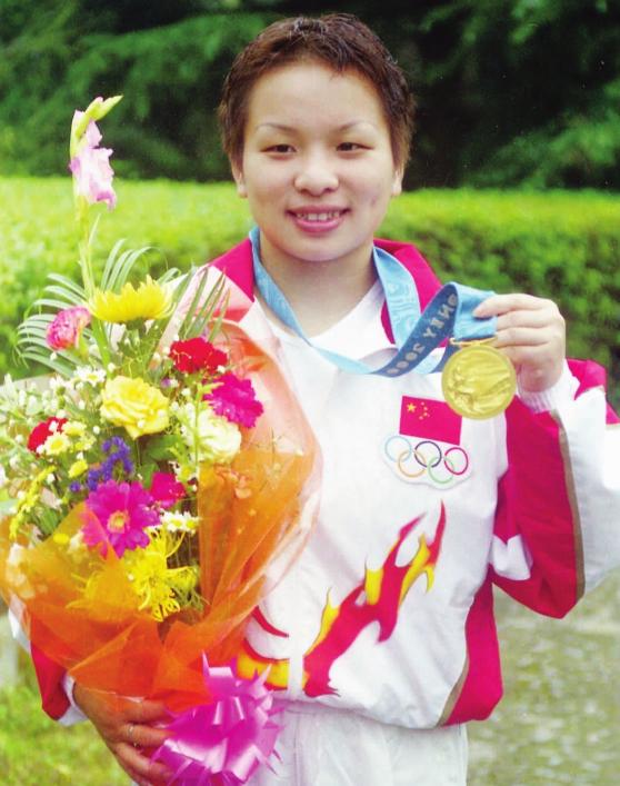 杨霞:举重奥运会冠军,决赛前被台湾老乡要求作弊,26岁选择退役