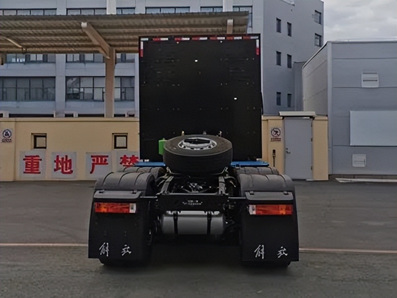 8款氢燃料牵引车“扎堆”亮相!涵盖解放、宇通、三一、乘龙多品牌