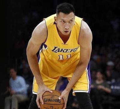 nba為什么禁用戰術（憑一己之力改變NBA規則！奧尼爾的砍鯊戰術，易建聯哈登也上榜）