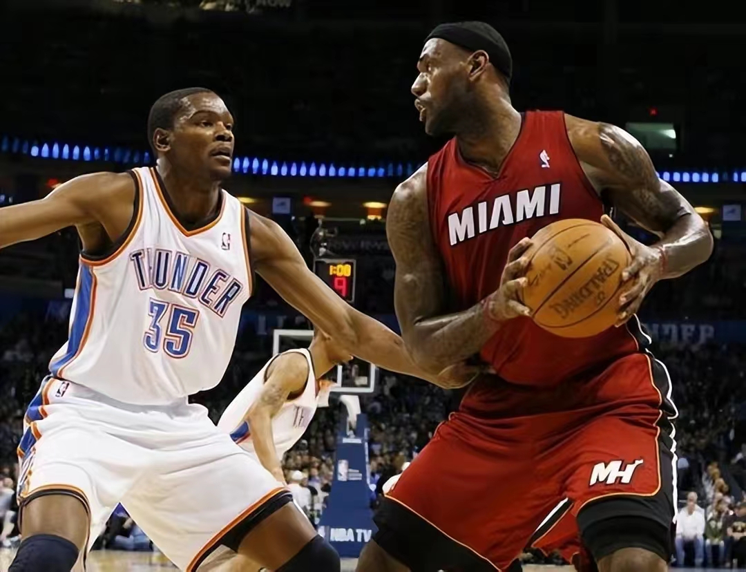 2012总决赛热火vs雷霆（12年总决赛雷霆对热火，詹皇场均28+10+7，其他五位球星表现如何）-趣拿体育