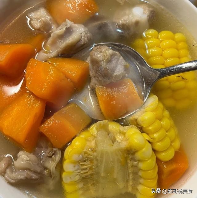 排骨玉米汤的做法步骤,香菇玉米排骨汤