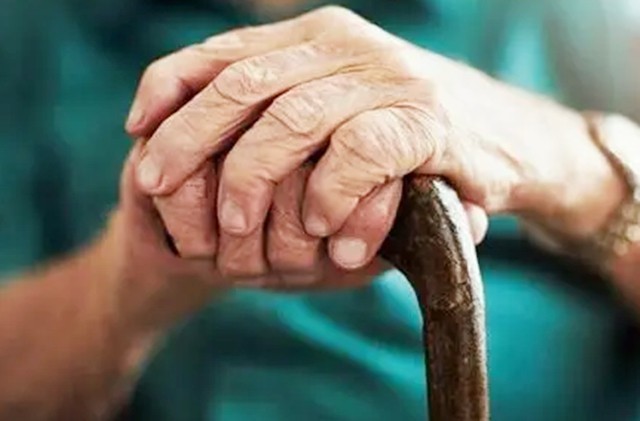 天网恢恢：20亿身家四川富豪死于非命，多年后雷晓伟团伙终被严惩