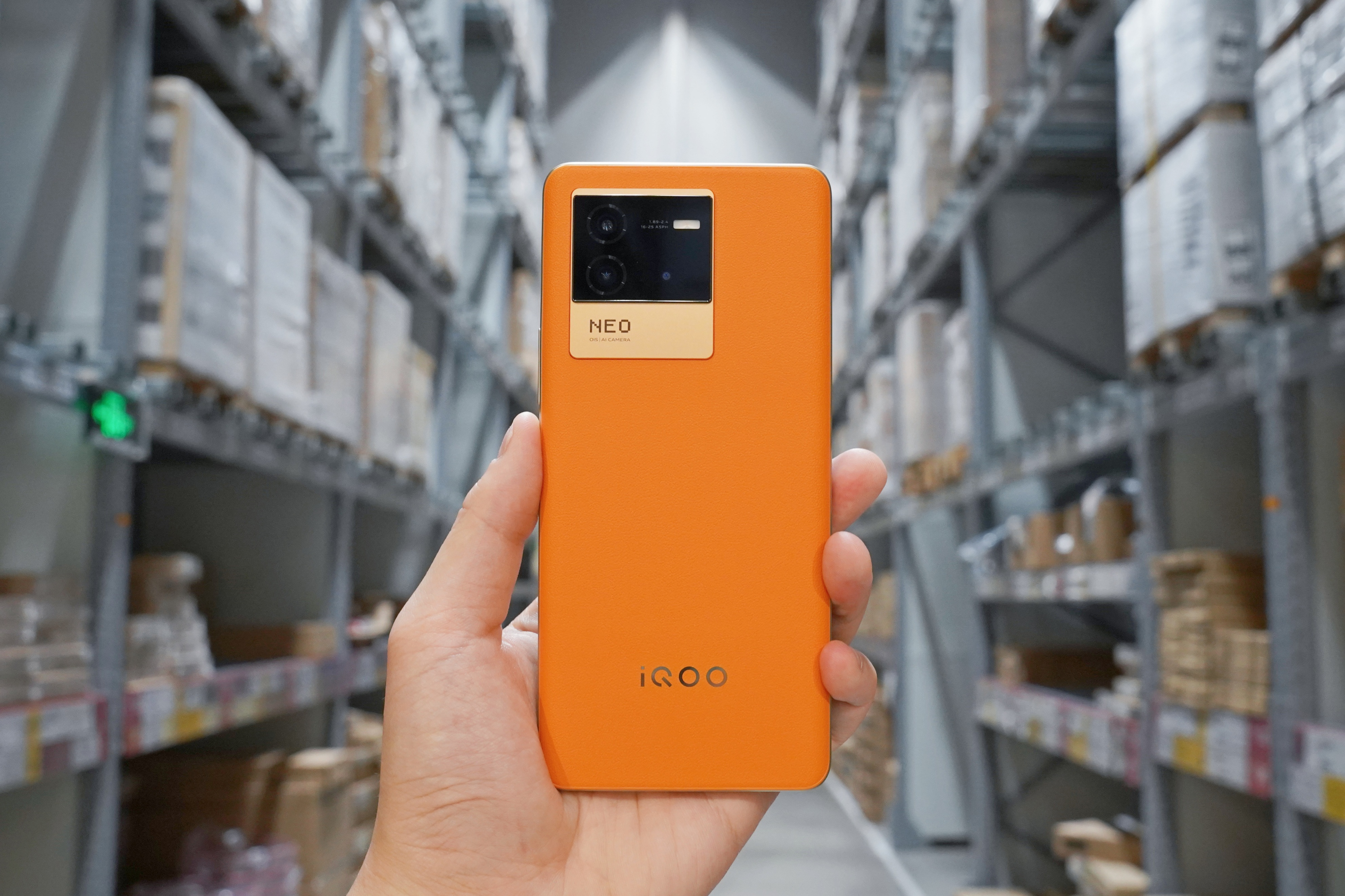 使用iQOO Neo6玩游戏之后，我的购买建议是