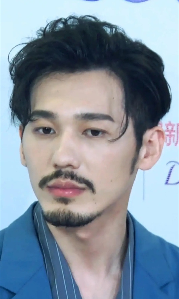 落拓不羁("糙汉风"男星杀出重围:高伟光沧桑,段奕宏硬汉,陈坤落拓不羁