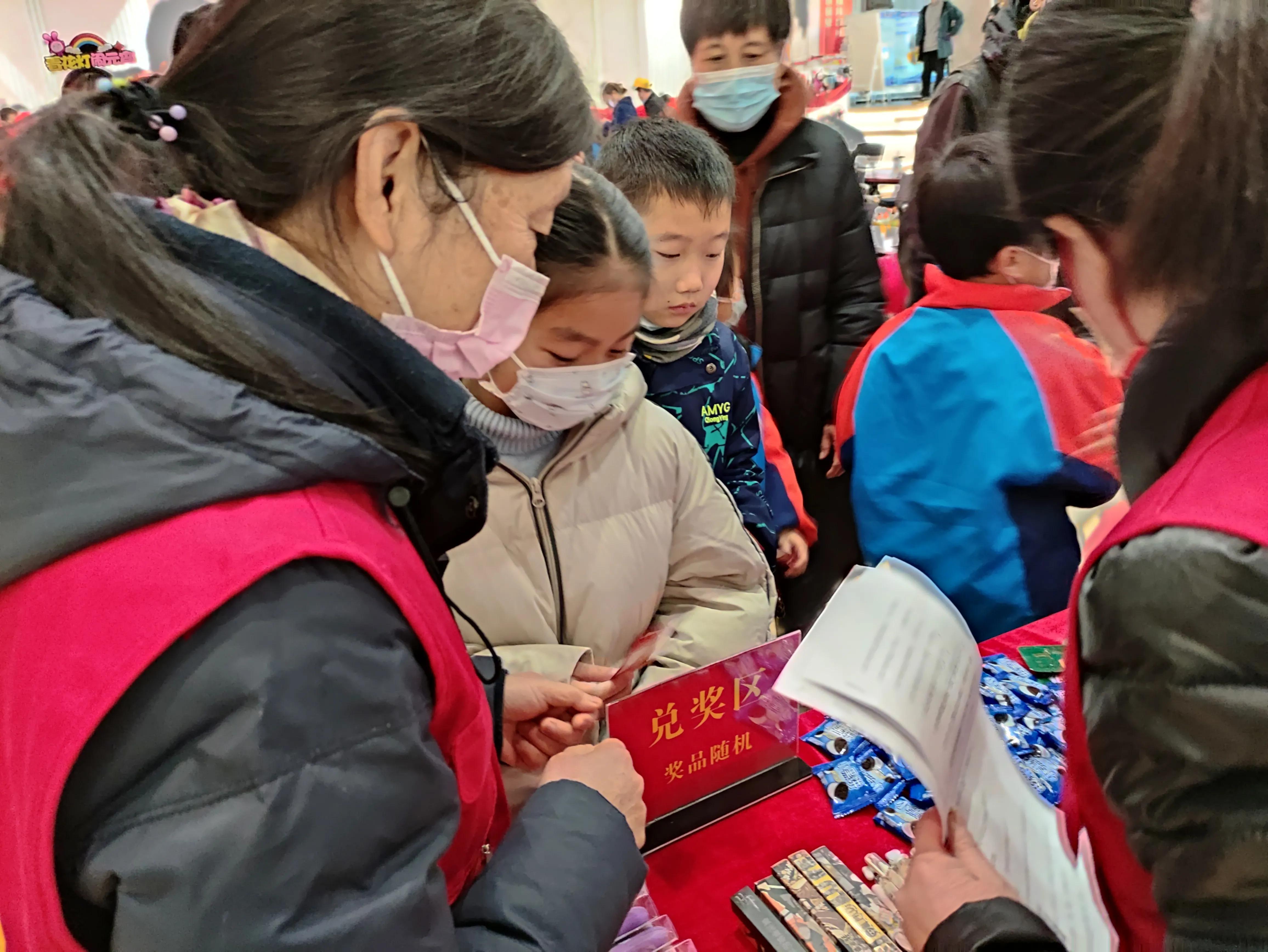 迎亚运吉祥物怎么画(我们的节日丨亚运淳安味 福娃闹元宵)