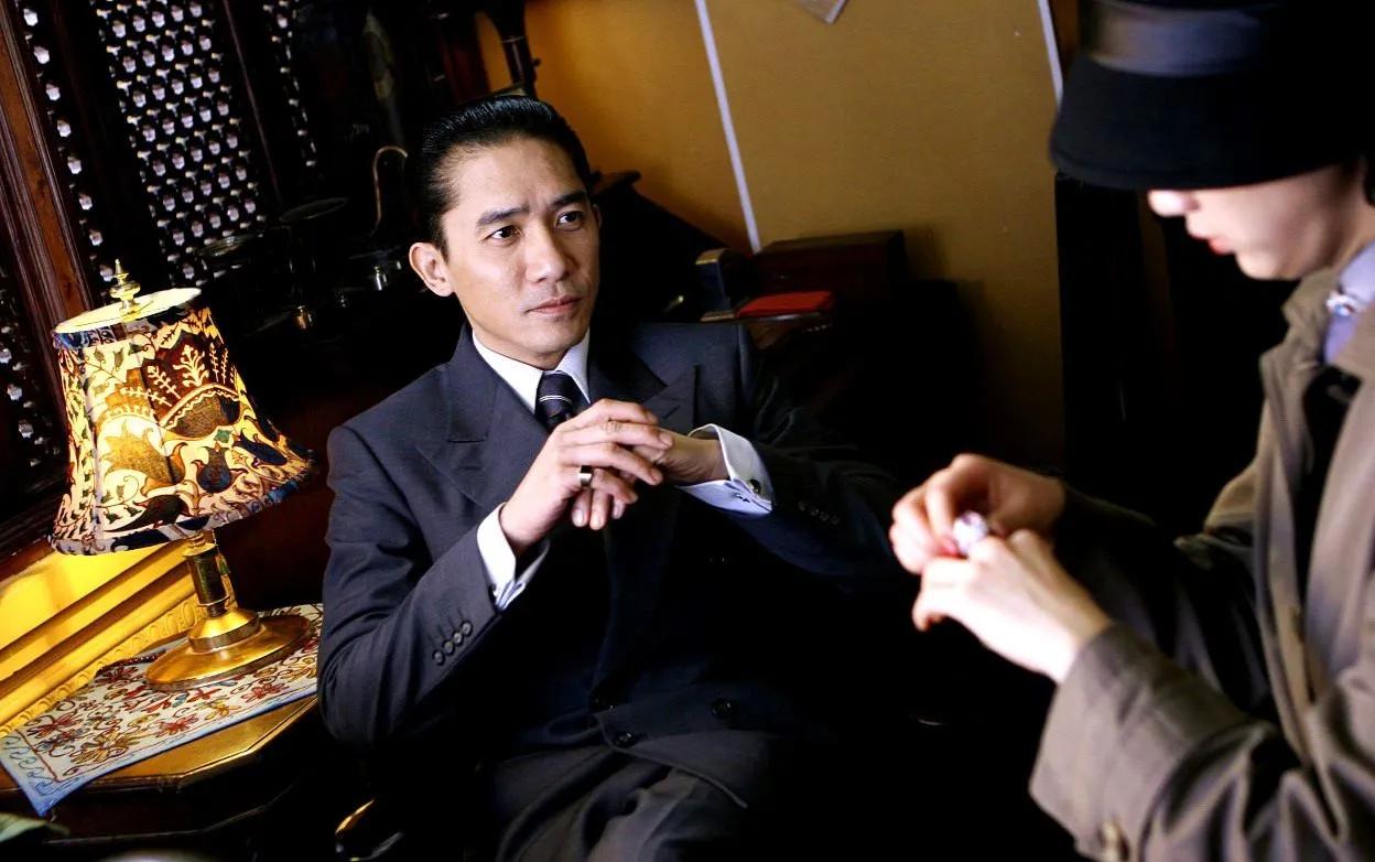 《色戒》事实上易先生一直努力戒掉的不是色,而是爱