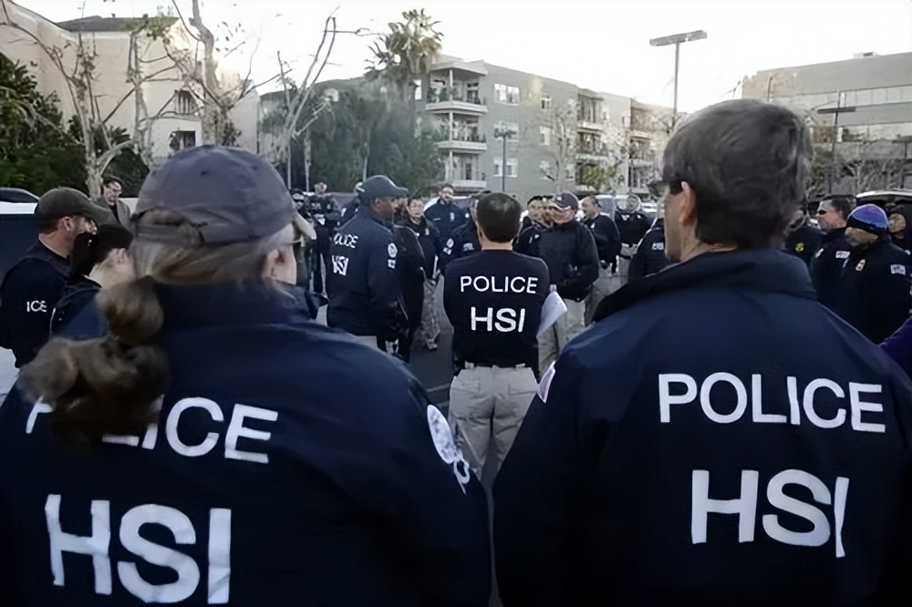 美國FBI是什么組織？他們有多大的權(quán)力？怎么發(fā)展到這個(gè)地步的？