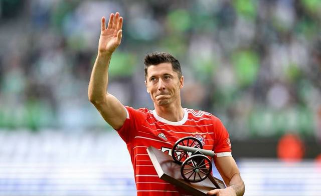 世界杯2022预选赛视频直播（央视直播！世界杯次日：梅西为梦再出发，姆巴佩亮相，黑马迎首秀）