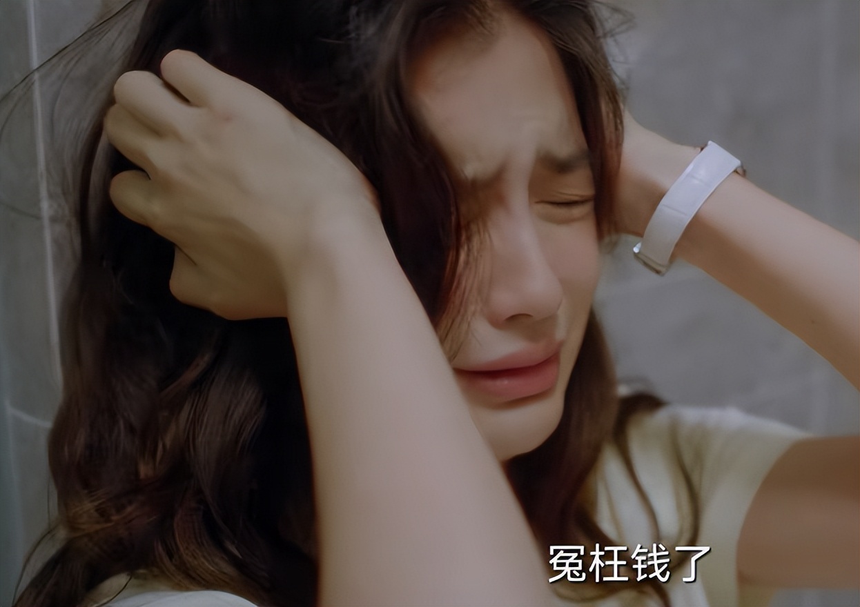 播8集，冲到榜单第一，baby令观众成功入坑，言情剧有天花板了？