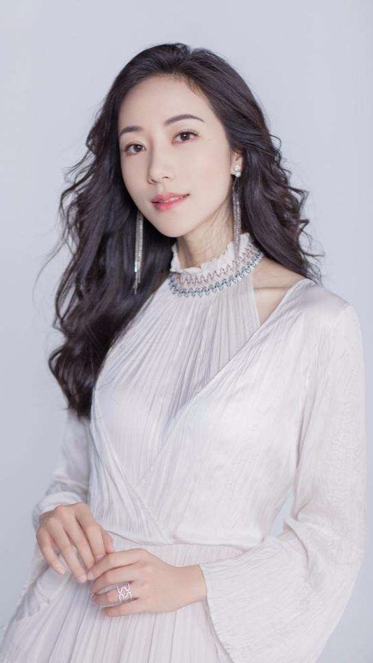 江苏的美女明星,个个貌美如花,谁的颜值最让你动心